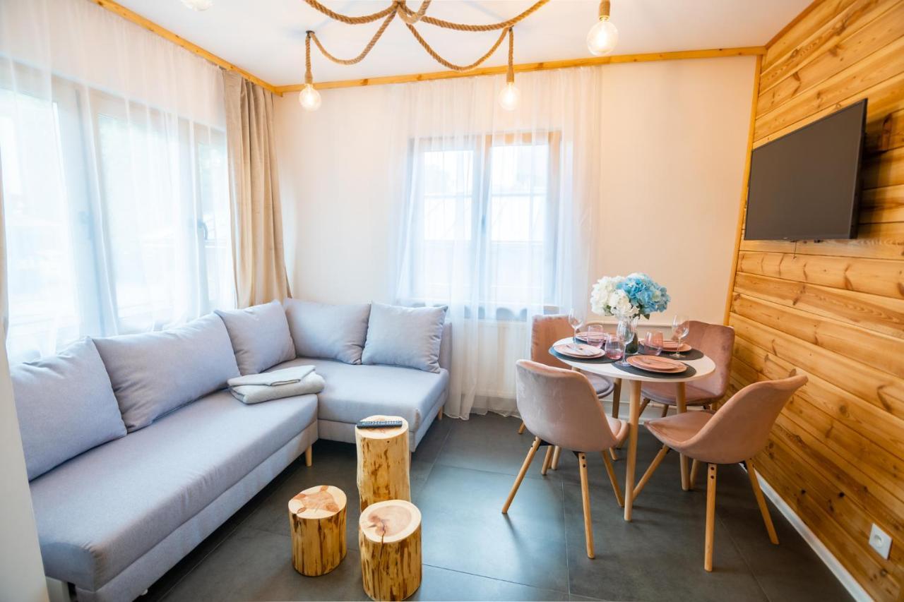 Apart Invest Fanaberia シクラルスカ・ポレンバ エクステリア 写真